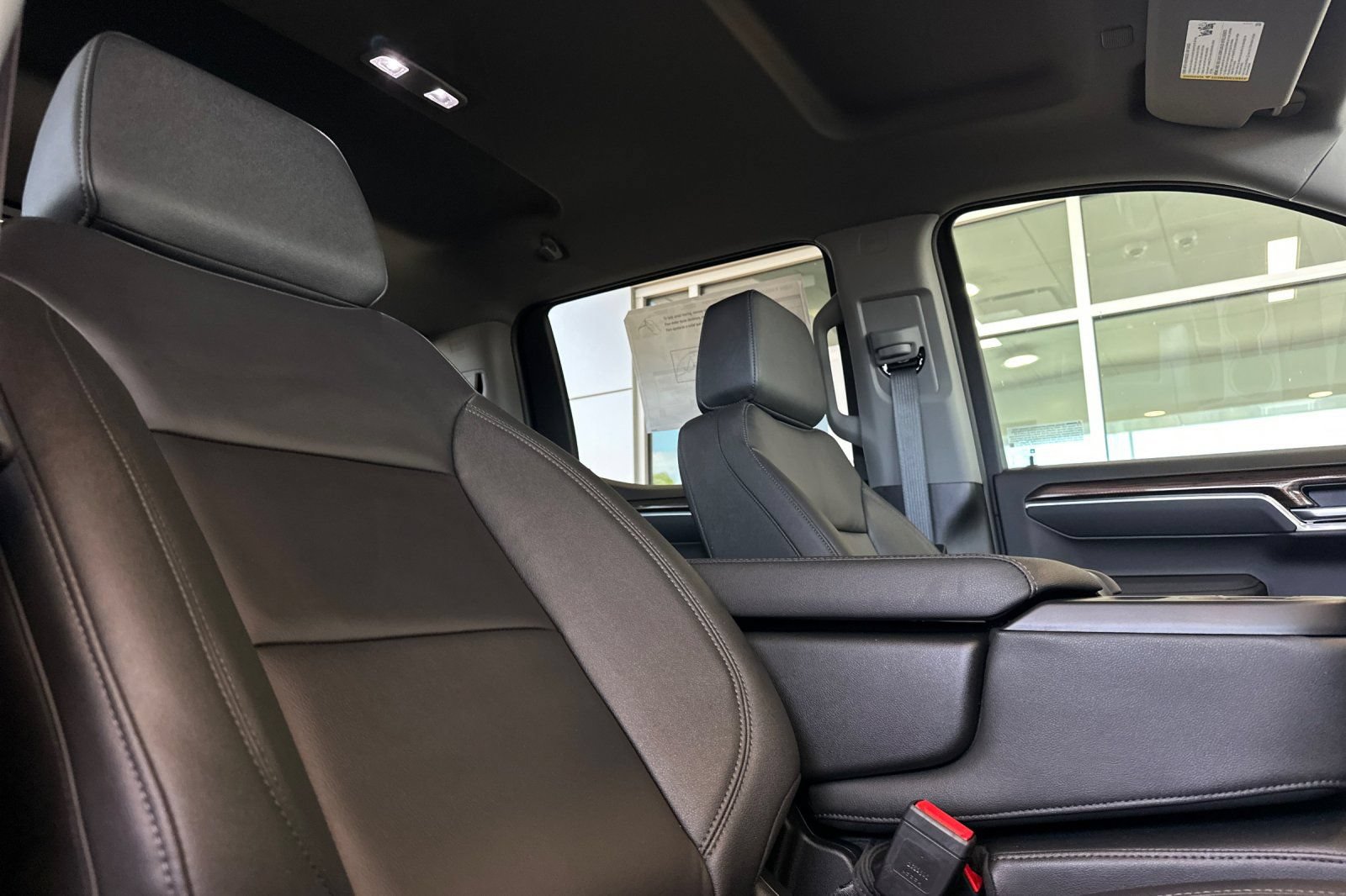 New 2026 Chevrolet Silverado 1500 LT w/ Leather Package RWD image 16