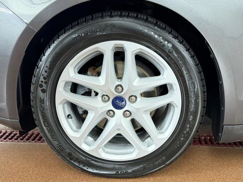 Used 2015 Ford Fusion SE FWD image 8