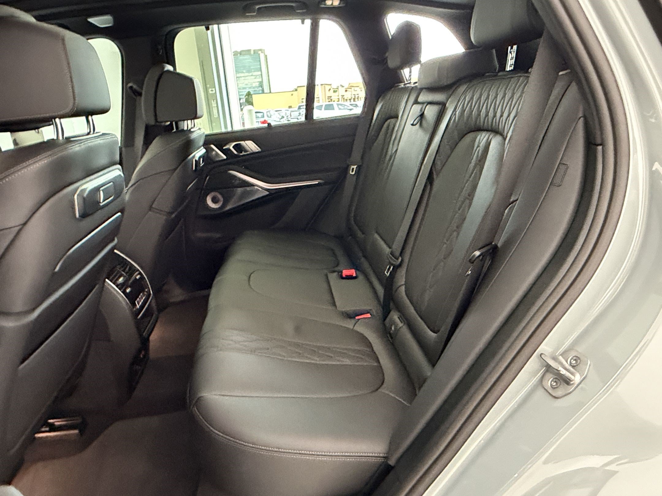 Used 2026 BMW X5 M60i AWD/4WD image 23