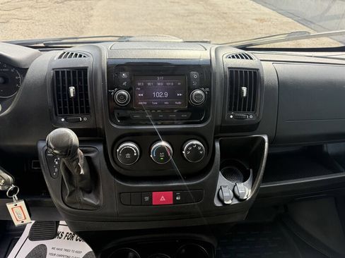 Used 2021 RAM ProMaster 2500 image 29