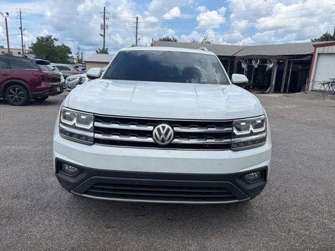 Used 2019 Volkswagen Atlas SE FWD image 2