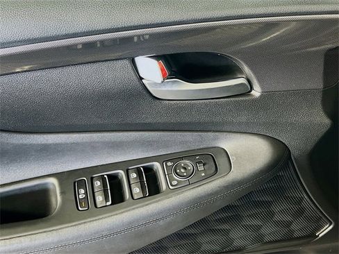 Used 2021 Hyundai Santa Fe SEL image 11