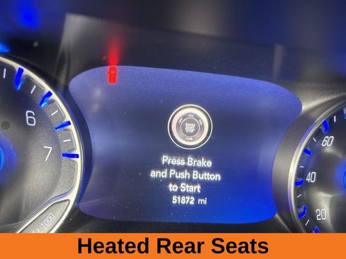 Used 2021 Chrysler Pacifica Limited w/ Uconnect Theater Family Group image 15