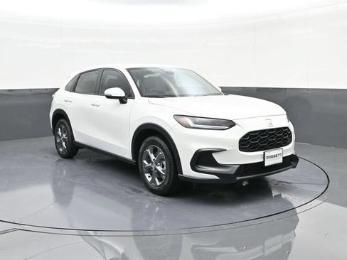 New 2026 Honda HR-V LX image 18