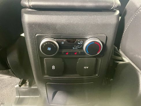 Used 2023 Ford Explorer Limited RWD image 24