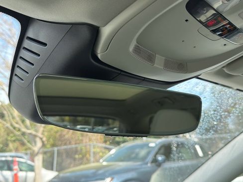 Used 2023 Volvo XC60 B5 Plus w/ Protection Package Premier image 33