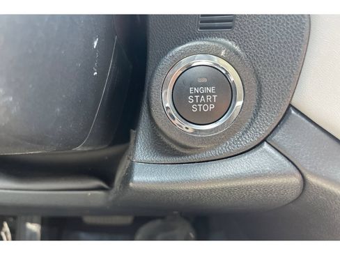 Certified 2025 Subaru Outback Premium AWD/4WD image 31