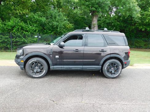 Used 2021 Ford Bronco Sport Big Bend w/ Big Bend Package AWD/4WD image 2