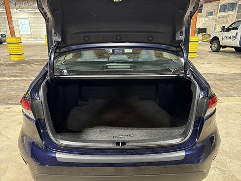 Used 2023 Toyota Corolla LE w/ Carpet Mat Package (TMS) FWD image 11