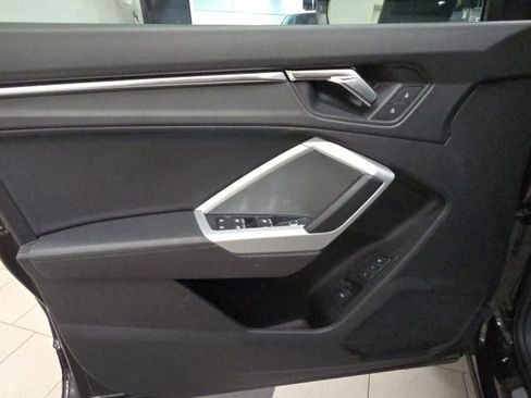 Used 2023 Audi Q3 2.0T Premium image 13