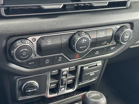 New 2026 Jeep Gladiator Sport AWD/4WD image 33