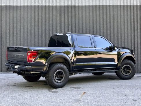 Used 2025 Ford F150 Raptor AWD/4WD image 6