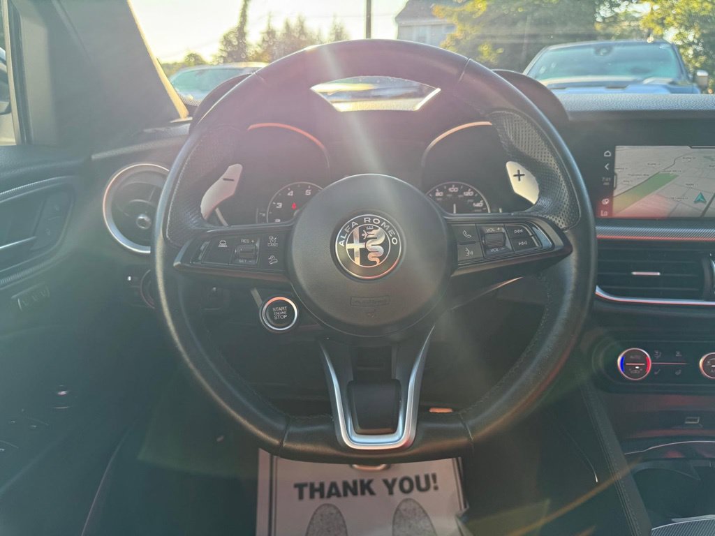 Used 2023 Alfa Romeo Stelvio Veloce AWD/4WD image 25