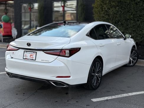 Used 2022 Lexus ES 350 w/ Premium Package image 12