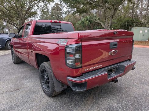Used 2018 Chevrolet Silverado 1500 LT w/ All Star Edition image 6