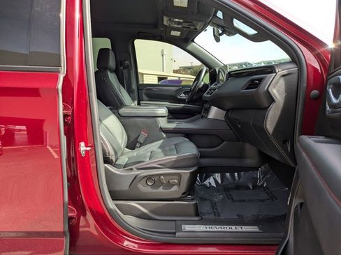 Used 2022 Chevrolet Tahoe RST w/ Luxury Package image 24