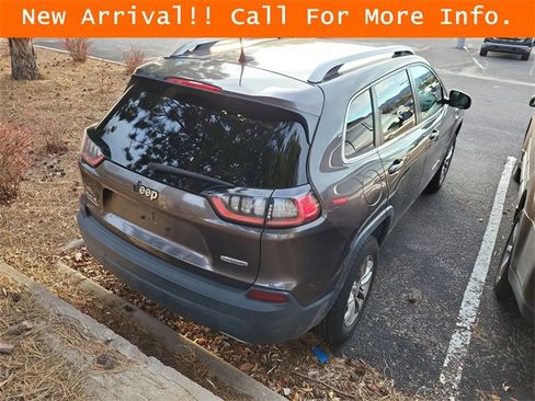 Used 2019 Jeep Cherokee Latitude Plus w/ Cold Weather Group image 3