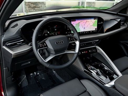 New 2025 Audi Q5 Premium Plus image 15