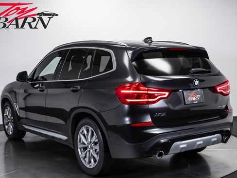 Used 2018 BMW X3 xDrive30i AWD/4WD image 3