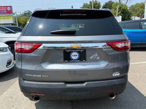 Used 2020 Chevrolet Traverse LS AWD/4WD image 3