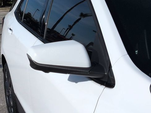 Used 2023 Chevrolet Equinox RS w/ RS Leather Package FWD image 11