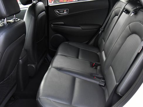 Used 2021 Hyundai Kona Limited FWD image 36