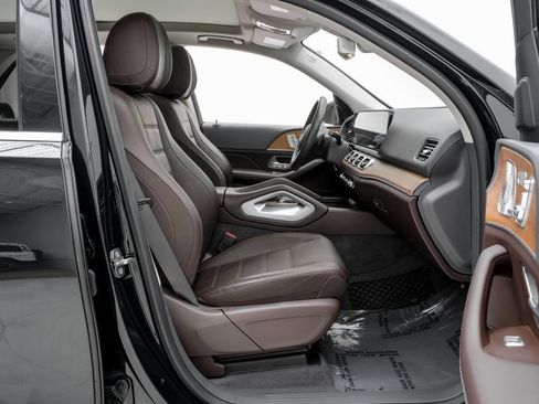 Used 2020 Mercedes-Benz GLE 450 4MATIC image 35