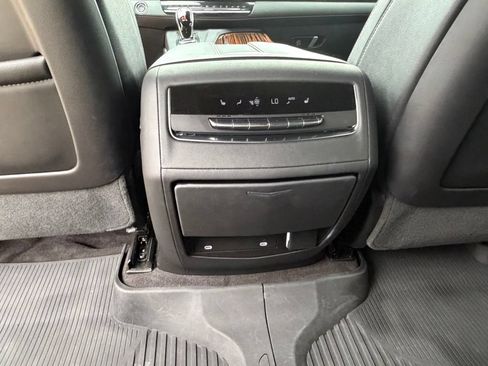 Used 2023 Cadillac Escalade ESV Luxury w/ LPO, Floor Liner Package RWD image 17