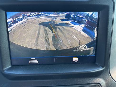 Used 2020 Chevrolet Silverado 1500 Custom w/ Custom Value Package image 25