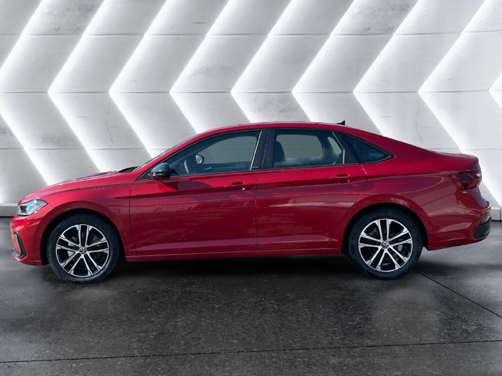Used 2026 Volkswagen Jetta Sport FWD image 3