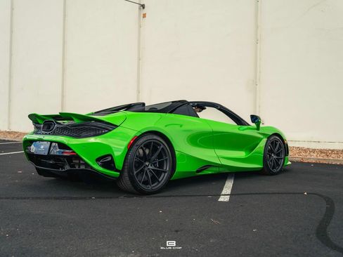 Used 2025 McLaren 750S Spider image 25