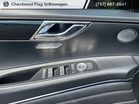 Used 2025 Genesis GV80 2.5T Standard AWD/4WD image 14