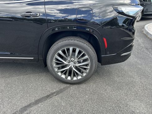 New 2026 Buick Enclave Avenir w/ Super Cruise Package FWD image 5