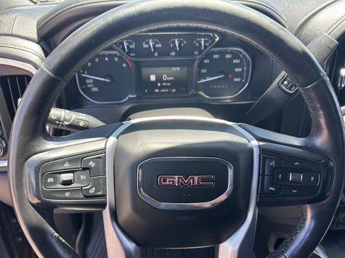 Used 2021 GMC Sierra 1500 SLT w/ SLT Premium Plus Package AWD/4WD image 13