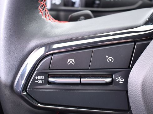 Used 2024 Chevrolet Equinox EV RS image 31