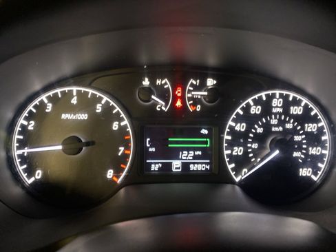 Used 2014 Nissan Sentra S image 17