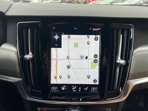 Used 2017 Volvo S90 T6 Momentum w/ Vision Package image 37