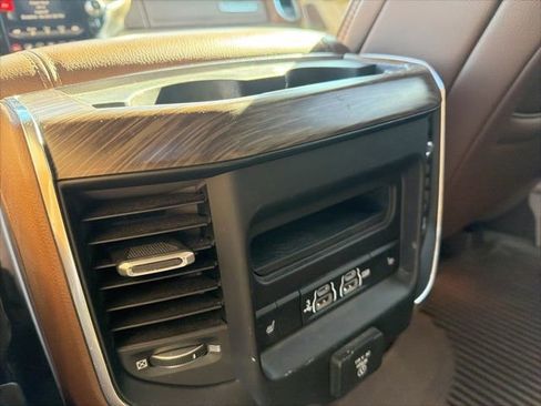 Used 2019 RAM 1500 Laramie image 14