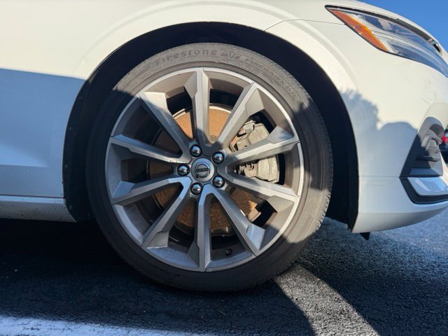 Used 2020 Volvo S60 T6 Momentum w/ Protection Package Premier AWD/4WD image 5