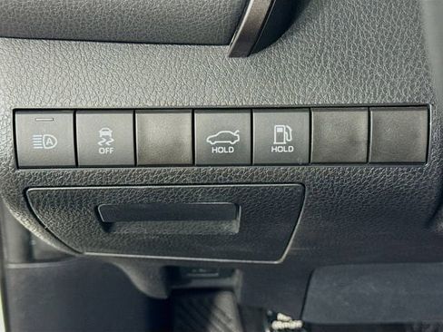 Certified 2023 Toyota Camry SE image 10