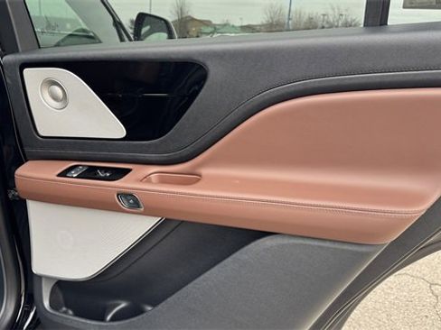 New 2026 Lincoln Aviator Reserve image 12