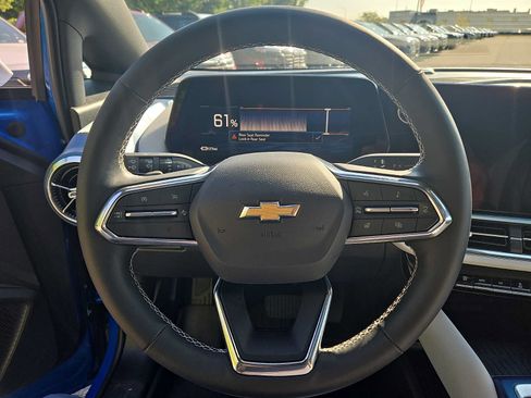 Used 2024 Chevrolet Equinox EV LT w/ LPO, Active Package AWD/4WD image 20