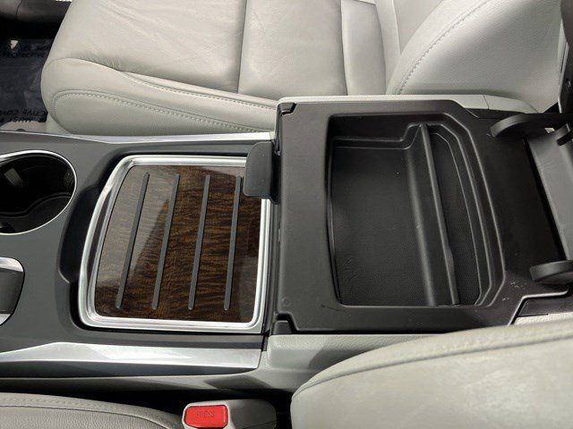 Used 2020 Acura MDX SH-AWD image 28