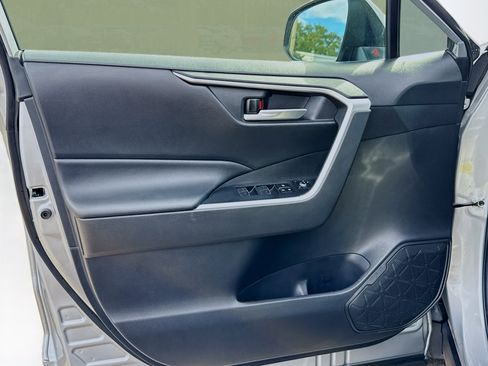 Used 2024 Toyota RAV4 XLE image 21