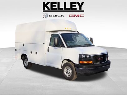 New 2025 GMC Savana 3500 w/ Power Convenience Package