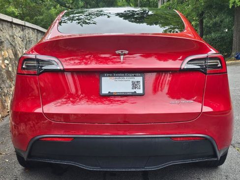 Used 2022 Tesla Model Y Long Range AWD/4WD image 9