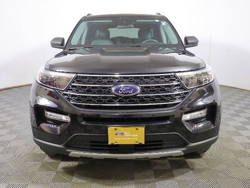 Certified 2024 Ford Explorer XLT w/ Equipment Group 202A AWD/4WD image 3