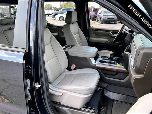 Used 2024 Chevrolet Silverado 1500 RST w/ Convenience Package II AWD/4WD image 28