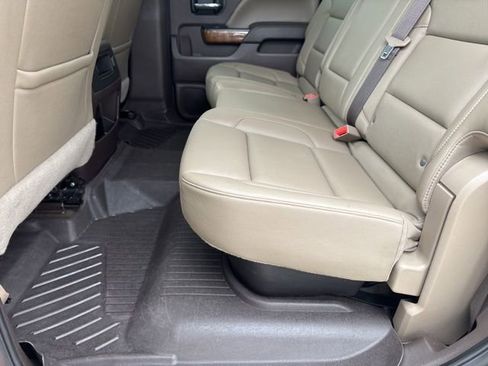 Used 2017 GMC Sierra 1500 SLT image 19