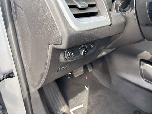 Used 2023 GMC Terrain SLT AWD/4WD image 29
